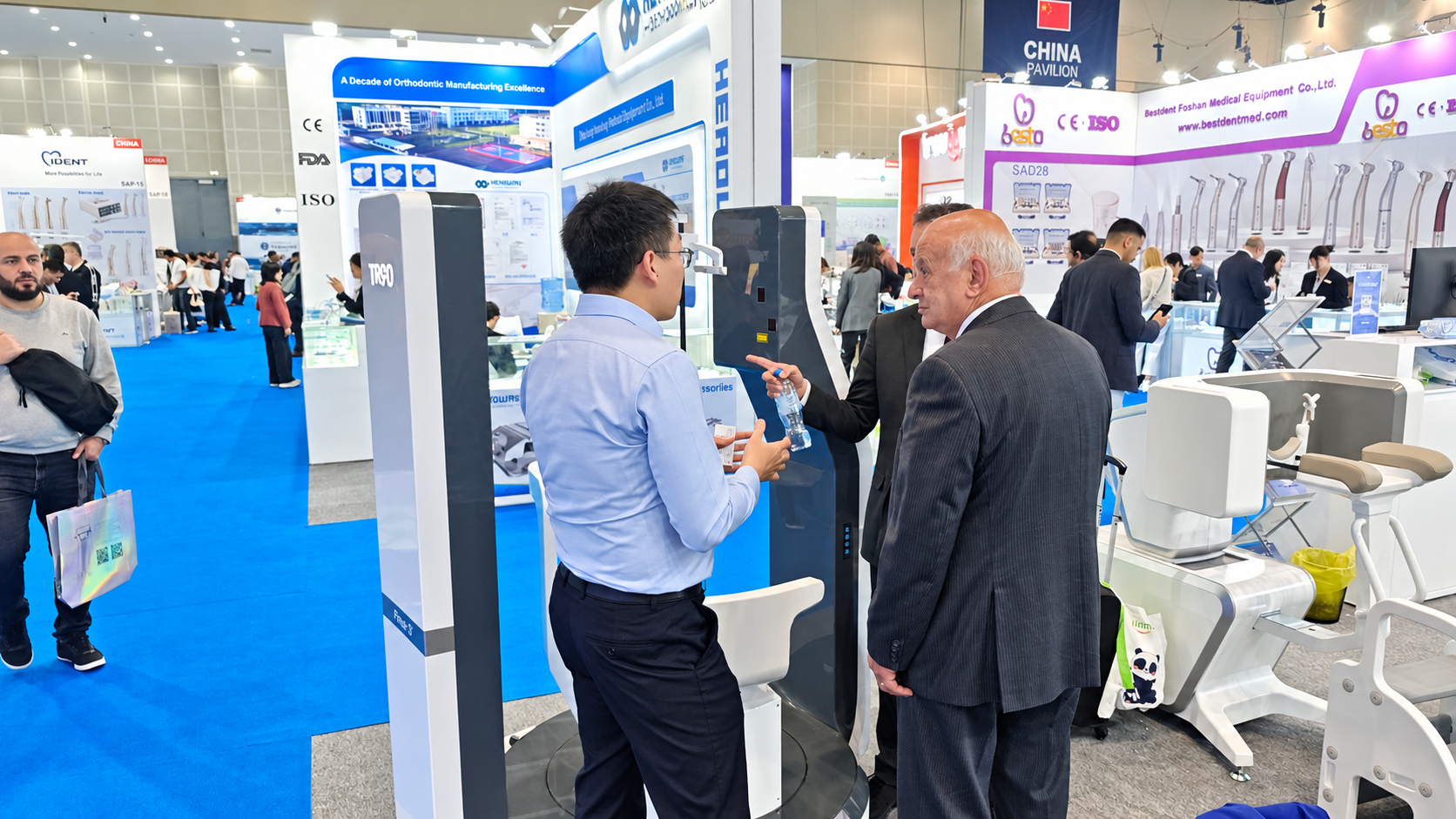 Yofo-aeedc-dubai-2026-event-recap4.png